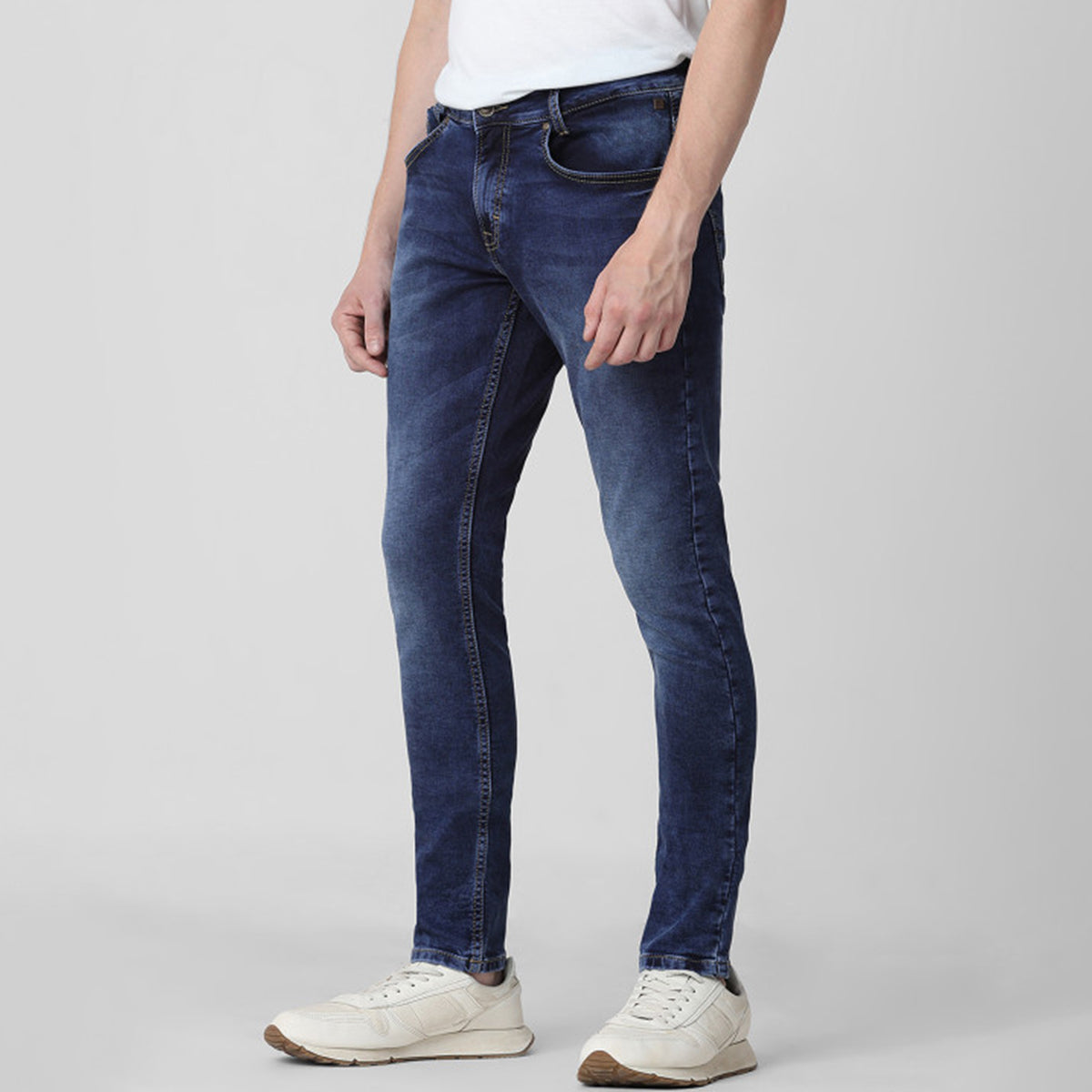 Men’s Classic Fit Jeans Button Fly